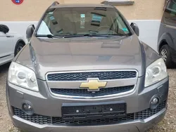 Grau Gebraucht 2009 Chevrolet Captiva LT SUV | 7.000 € (Teuer)