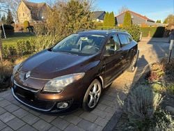 Braun Gebraucht 2013 Renault Mégane GrandTour Kombi | 4.999 € (Guter Preis)