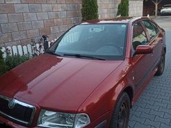 Rot Gebraucht 2001 Skoda Octavia Classic Limousine | 2.550 € (Teuer)