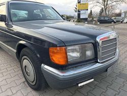 Blau Gebraucht 1988 Mercedes S260 SE Limousine | 6.990 €