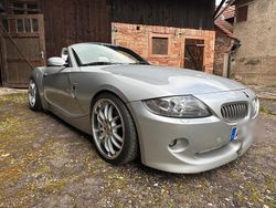 Silber Gebraucht 2004 BMW Z4 Cabrio | 22.999 €