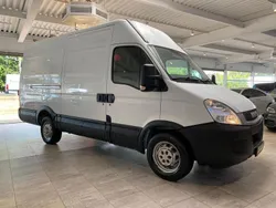 Weiß Gebraucht 2010 Iveco Daily Van / Kleinbus | 10.990 € (Fairer Preis)