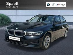 Schwarz ii Gebraucht 2021 BMW 318 Kombi | 21.900 € (Superpreis)