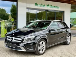 Schwarz Gebraucht 2015 Mercedes GLA200 SUV | 12.200 € (Fairer Preis)