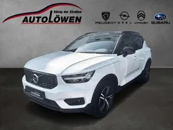 Crystal white / metallic (weis Gebraucht 2019 Volvo XC40 R-Design SUV | 27.299 € (Guter Preis)