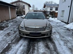 Beige Gebraucht 2007 Mercedes C200 Classic Limousine | 4.900 € (Fairer Preis)