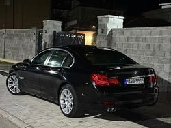 Schwarz Gebraucht 2011 BMW 730 Limousine | 14.900 € (Fairer Preis)
