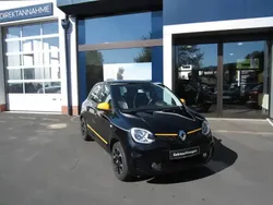 Black pearl schwarz Gebraucht 2019 Renault Twingo Intens Kleinwagen | 11.900 € (Etwas zu teuer)
