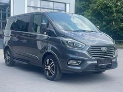 Magneticgrau (metallic) Gebraucht 2019 Ford Tourneo Custom Titanium X Van / Kleinbus | 33.450 € (Fairer Preis)