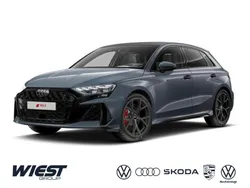 Kemoragrau metallic Neu 2025 Audi RS3 Kleinwagen | 78.290 €
