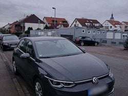 Grau Gebraucht 2021 VW Golf VIII Style Limousine | 20.990 € (Superpreis)