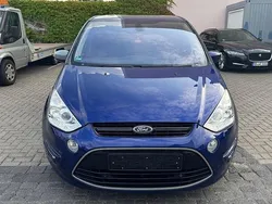 Blau Gebraucht 2014 Ford S-MAX Titanium Van / Kleinbus | 8.990 € (Fairer Preis)
