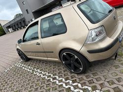 Gold Gebraucht 2002 VW Golf IV Kleinwagen | 1.650 € (Fairer Preis)