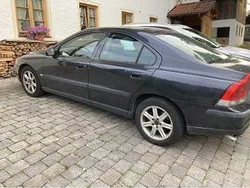 Schwarz Gebraucht 2001 Volvo S60 Limousine | 800 € (Fairer Preis)