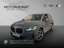 Grau Gebraucht 2024 BMW 218 Active Tourer Van / Kleinbus | 27.980 € (Superpreis)
