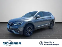Platinum grey metallic (metallic) Gebraucht 2024 VW Tiguan Allspace Move SUV | 38.750 € (Fairer Preis)