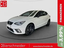 Weiß Gebraucht 2022 Seat Ibiza FR Limousine | 19.950 € (Fairer Preis)