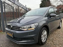 Delfingrau Gebraucht 2024 VW Touran Comfortline Van / Kleinbus | 28.900 € (Guter Preis)