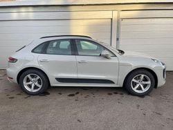 Grau Gebraucht 2020 Porsche Macan SUV | 61.900 € (Fairer Preis)