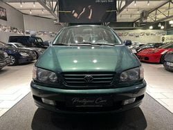 Grün Gebraucht 2001 Toyota Picnic Van / Kleinbus | 5.949 €