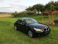 Schwarz metallic Gebraucht 2005 BMW 530 Limousine | 3.400 €