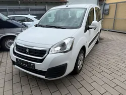 Weiß Gebraucht 2016 Peugeot Partner Tepee Van / Kleinbus | 6.999 € (Superpreis)
