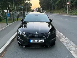 Schwarz Gebraucht 2018 Skoda Octavia RS Kombi | 22.999 € (Teuer)