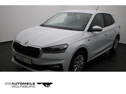 Moonweiss metallic Gebraucht 2024 Skoda Fabia Drive Kleinwagen | 19.490 € (Fairer Preis)