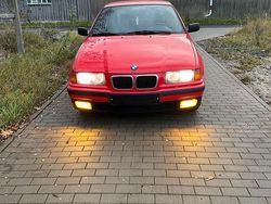 Rot Gebraucht 1998 BMW 316 Compact Kleinwagen | 2.000 €