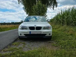 Weiß Gebraucht 2006 BMW 118 Kleinwagen | 6.000 € (Etwas zu teuer)