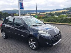 Schwarz Gebraucht 2009 Renault Clio GrandTour Exception Kombi | 1.500 € (Guter Preis)
