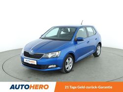 Blau Gebraucht 2018 Skoda Fabia Ambition Kleinwagen | 11.430 € (Fairer Preis)