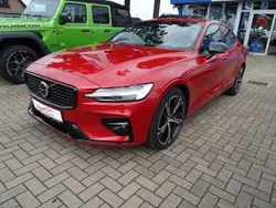Rot Gebraucht 2023 Volvo S60 Ultimate Limousine | 34.790 € (Guter Preis)