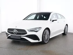 Weiß Gebraucht 2024 Mercedes CLA200 Shooting Brake AMG Kombi | 35.780 € (Teuer)