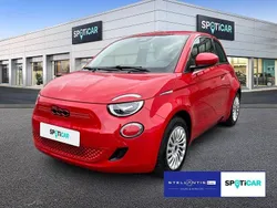 Rot Gebraucht 2023 Fiat 500e Red Kleinwagen | 20.985 € (Fairer Preis)
