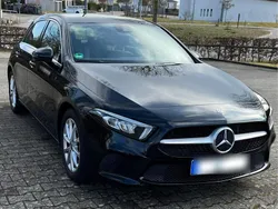 Schwarz Gebraucht 2019 Mercedes A180 Progressive Limousine | 20.900 € (Fairer Preis)