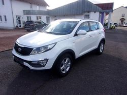Weiß Gebraucht 2016 Kia Sportage Edition 7 SUV | 11.900 € (Fairer Preis)