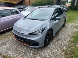 Quasargrau Gebraucht 2023 Cupra Born Kleinwagen | 29.999 € (Fairer Preis)