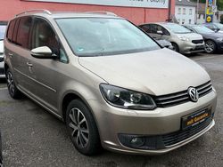 Gold Gebraucht 2012 VW Touran Trendline Van / Kleinbus | 8.999 € (Fairer Preis)
