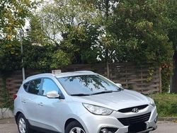 Silber Gebraucht 2012 Hyundai ix35 Style SUV | 11.850 € (Etwas zu teuer)