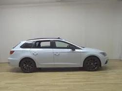 Weiss Gebraucht 2020 Seat Leon ST FR-Line Kombi | 13.780 € (Guter Preis)