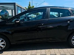 Schwarz Gebraucht 2009 Ford Fiesta Kleinwagen | 3.598 €
