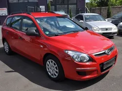 Shine red Gebraucht 2010 Hyundai i30 Edition Kombi | 3.850 € (Fairer Preis)