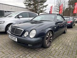 Blau Gebraucht 1998 Mercedes CLK320 Cabrio | 12.999 €