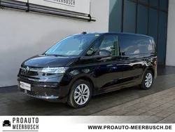 Deep black perleffekt Gebraucht 2023 VW T7 Life Van | 51.999 € (Guter Preis)