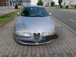 Silber Gebraucht 2002 Alfa Romeo 147 Kleinwagen | 1.200 € (Etwas zu teuer)