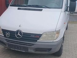 Weiß Gebraucht 2000 Mercedes 316 Van | 3.900 €