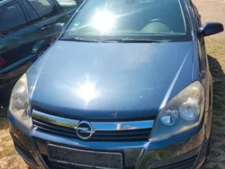 Blau Gebraucht 2006 Opel Astra Limousine | 1.500 € (Guter Preis)