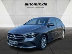 Mountaingrau met. Gebraucht 2022 Mercedes B200 Progressive Van / Kleinbus | 27.850 € (Guter Preis)