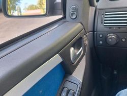 Silber Gebraucht 2004 Opel Adam Kleinwagen | 2.700 €